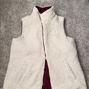 The North Face Maroon & Sherpa Reversible Vest - size M